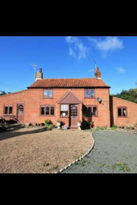 Gardeners Cottage Near The Norfolk Coast Knapton  Kültér fotó